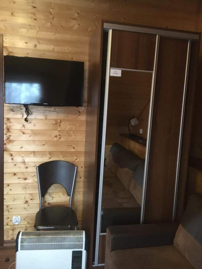 Pokoje Vip Trzęsacz Exterior foto
